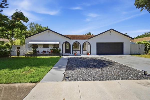 Sandalfoot Cove, 8972 SW 8th St, Boca Raton, Florida 33433, image 1