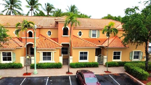 The Villas At Harbor Isles, 4950 Tradewinds Ter #505, Dania Beach, Florida 33312, image 1