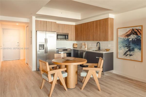 275 SW 6th St #5307, Miami, Florida 33130, image 1