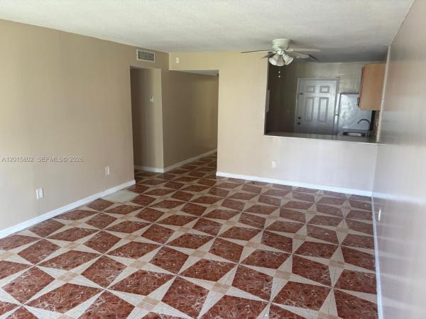 15205 NE 6th Ave #D111, Unincorporated Dade County, Florida 33162, image 1