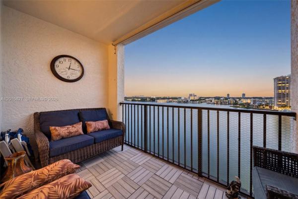 Porto Bellagio, 17150 N Bay Rd #2905, Sunny Isles Beach, Florida 33160, image 1