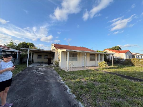 Essex Village, 841 NE 4th Pl, Hialeah, Florida 33010, image 1
