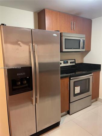 23 Biscayne Bay, 601 NE 23rd St #707, Miami, Florida 33137, image 1