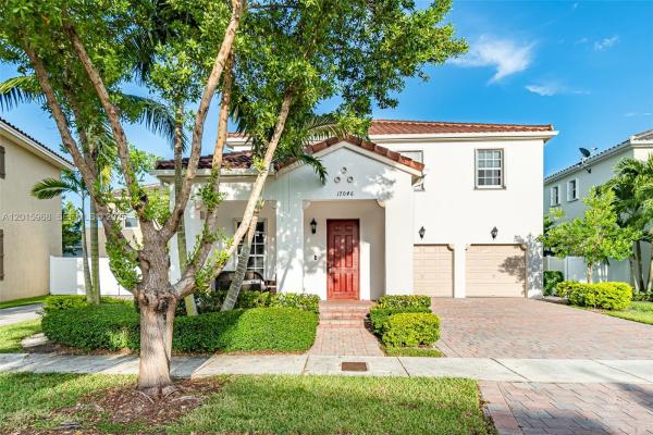 17046 SW 94th Ln, Unincorporated Dade County, Florida 33196, image 1