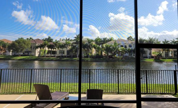Treanor Village, 2574 Treanor Ter, Wellington, Florida 33414, image 2