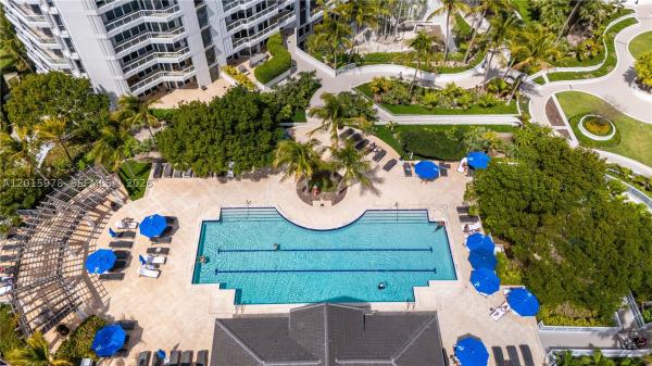 South Tower At The Point, 21055 NE 37th Ave #1707, Aventura, Florida 33180, image 3