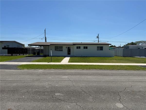 4211 SW 97th Pl, Unincorporated Dade County, Florida 33165, image 1