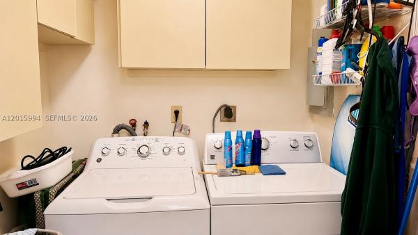 1734 W 57th Ter, Hialeah, Florida 33012, image 2
