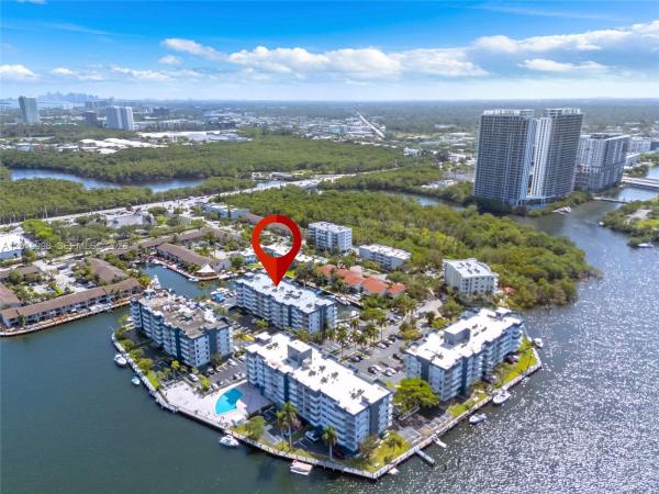 Reef West, 16565 NE 26th Ave #2B, North Miami Beach, Florida 33160, image 2