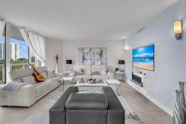 Terraces North Turnberry, 20191 E Country Club Dr #601, Aventura, Florida 33180, image 1