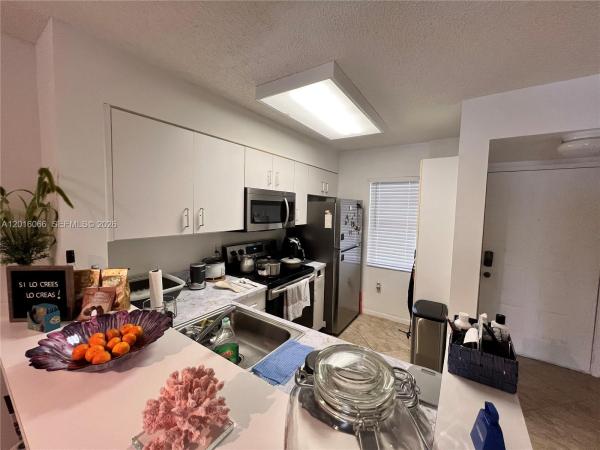 Water Chase At Cypress Bend, 2236 N Cypress Bend Dr #207, Pompano Beach, Florida 33069, image 2