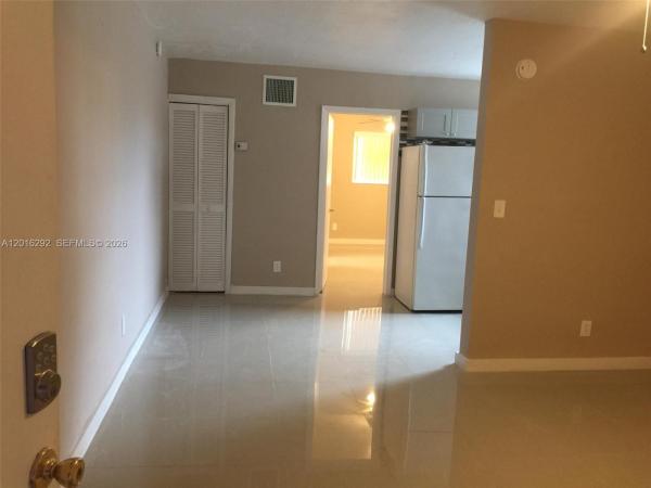 Miami, Florida 33125, image 1