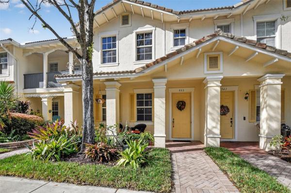 Fairfield Gardens, 933 NW 18th Ave, Boca Raton, Florida 33486, image 1