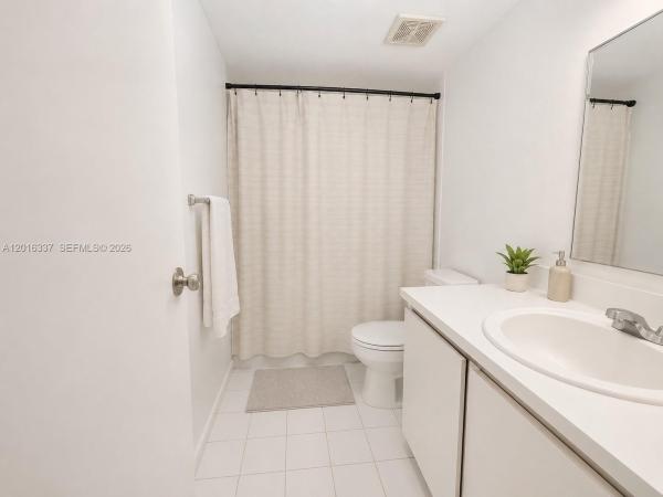 Venetian Gardens At Country Club Of Miami, 17901 NW 68th Ave #T-103, Hialeah, Florida 33015, image 3