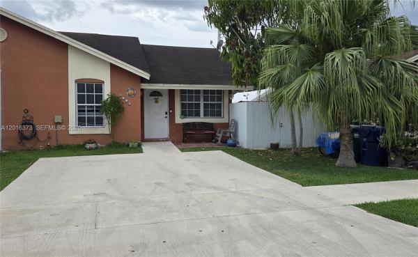 9716 SW 146th Pl, Unincorporated Dade County, Florida 33186, image 1
