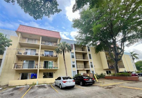 Capri Gardens, 11925 NE 2nd Ave #B101, North Miami, Florida 33161, image 1