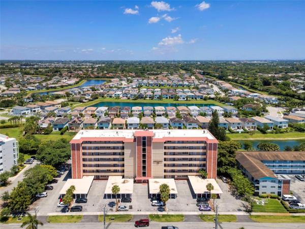 Montecristi Country Club, 1101 Crystal Lake Dr #203, Deerfield Beach, Florida 33064, image 1