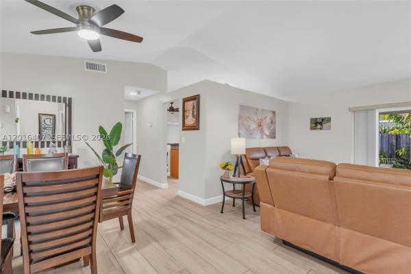 8266 NW 192nd Ter, Hialeah, Florida 33015, image 2