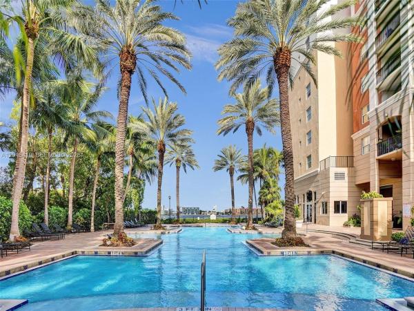 Porto Bellagio, 17100 N Bay Rd #1510, Sunny Isles Beach, Florida 33160, image 1