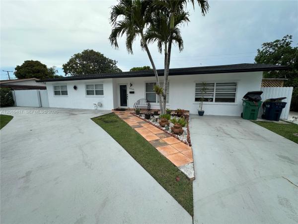 15640 SW 102nd Pl, Unincorporated Dade County, Florida 33157, image 1