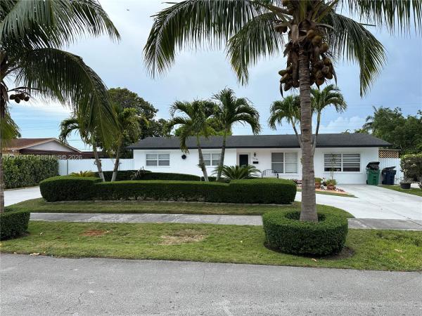 15640 SW 102nd Pl, Unincorporated Dade County, Florida 33157, image 2