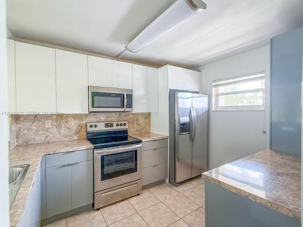 Sherwood Square, 1100 NW 87th Ave #308, Coral Springs, Florida 33071, image 1
