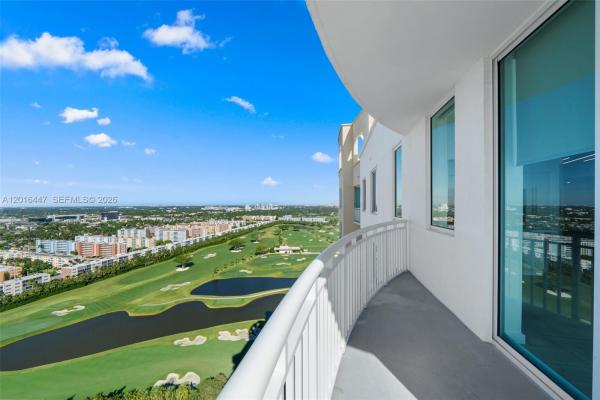 Duo West, 1745 E Hallandale Beach Blvd #PH-05W, Hallandale Beach, Florida 33009, image 1