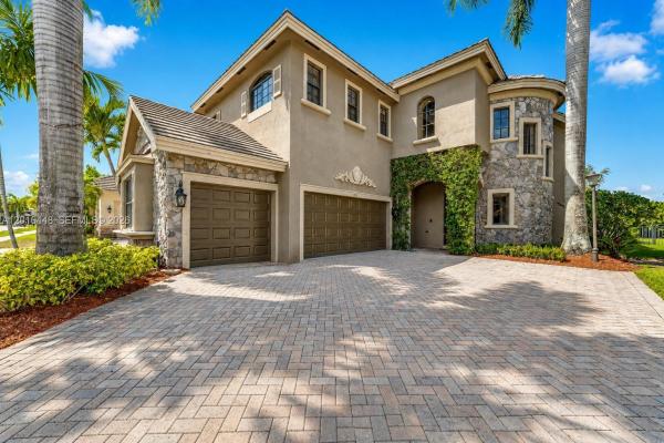 Versailles At Wellington, 3476 Collonade Dr, Wellington, Florida 33449, image 1