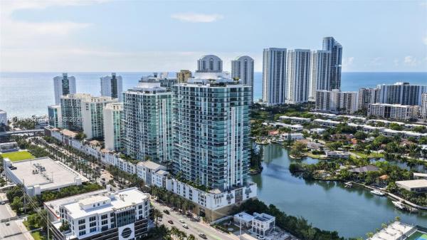 Parque Towers, 330 Sunny Isles Blvd #5-2301, Sunny Isles Beach, Florida 33160, image 1