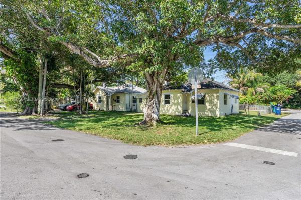8701 NE 8th Ct, Unincorporated Dade County, Florida 33138, image 1