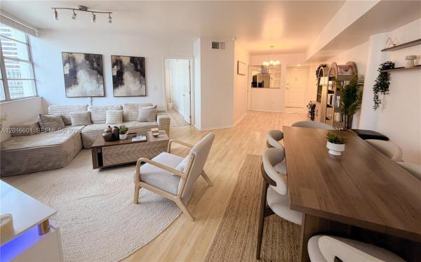 The Four Ambassadors, 825 Brickell Bay Dr #2050, Miami, Florida 33131, image 1