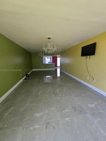 1301 NE 191st St #F103, Unincorporated Dade County, Florida 33179, image 3