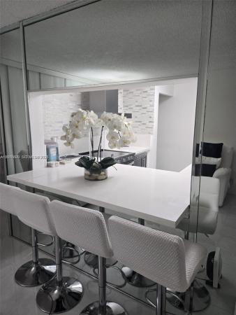 Live Oak Of Pine Island Ridge, 9410 Live Oak Pl #103, Davie, Florida 33324, image 2
