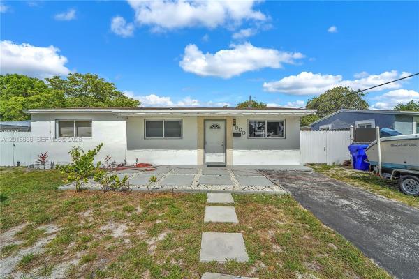Boulevard Heights, 900 N 70th Ave, Hollywood, Florida 33024, image 1