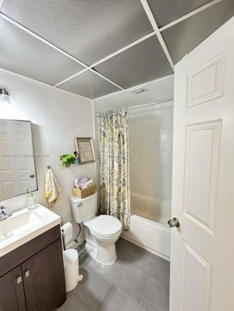 Las Vistas At Doral, 8290 Lake Dr #325, Doral, Florida 33166, image 1