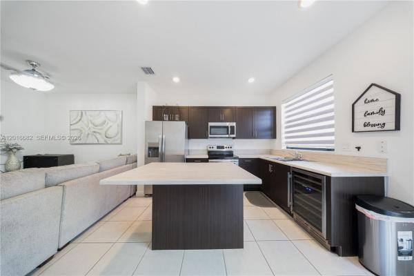 18236 SW 148th Rd, Unincorporated Dade County, Florida 33187, image 3