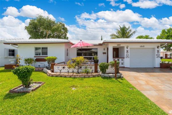 Fairhaven 11, 5809 NW 83rd Ave, Tamarac, Florida 33321, image 1