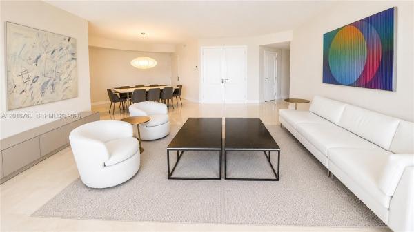 Lake Villa, 737 Crandon Blvd #402, Key Biscayne, Florida 33149, image 1