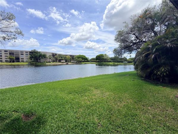 11423 NW 10th St, Pembroke Pines, Florida 33026, image 1