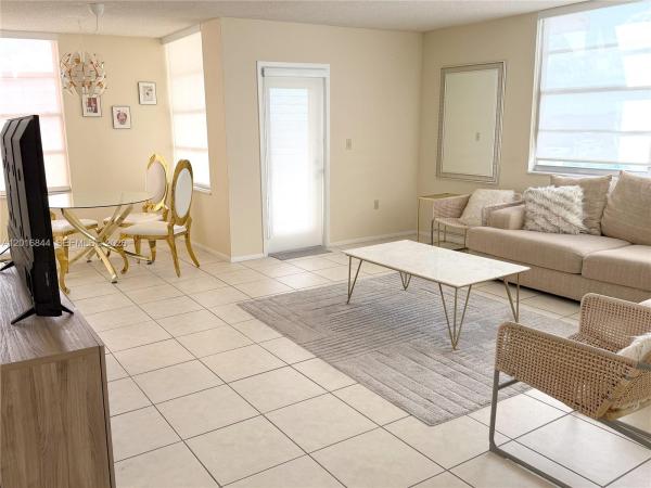 1301 NE Miami Gardens Dr #626W, Unincorporated Dade County, Florida 33179, image 1