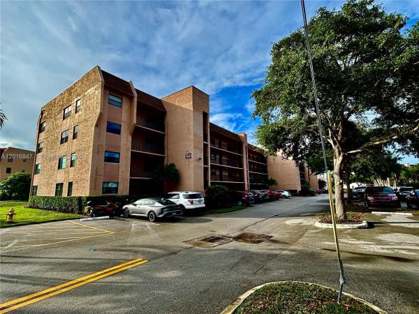 Sunrise Lakes 4, 10451 Sunrise Lakes Blvd #205, Sunrise, Florida 33322, image 1