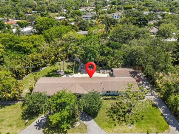 Village Grove, 7800 SW 132nd St, Pinecrest, Florida 33156, image 1