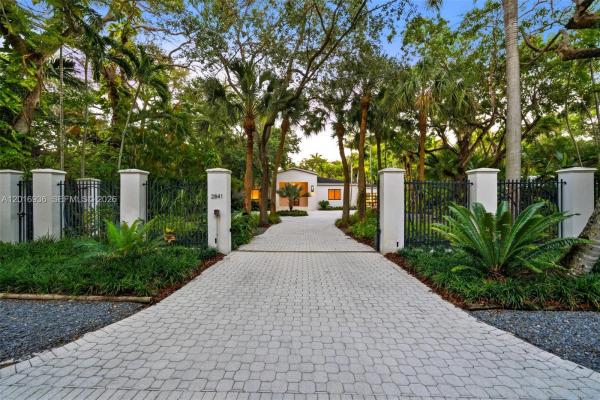 Biscayne Park Terrace, 2841 Emathla St, Miami, Florida 33133, image 2