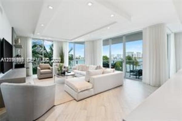The Reserve At Marina Palms, 17111 Biscayne Blvd #209, North Miami Beach, Florida 33160, image 1