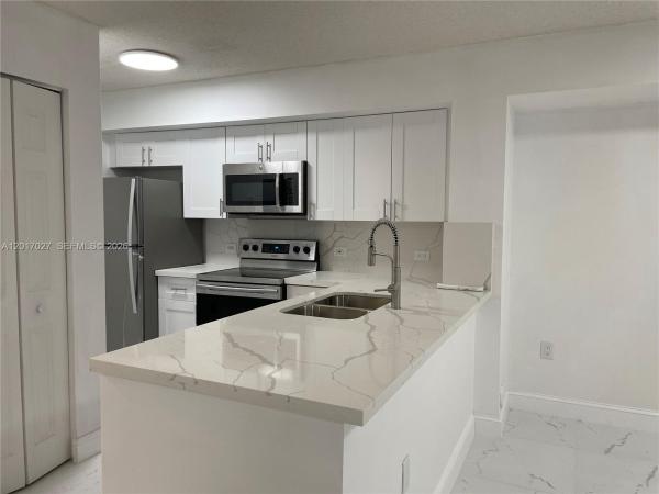 Devonaire At Pembroke Pines, 720 SW 111th Ave #101, Pembroke Pines, Florida 33025, image 1