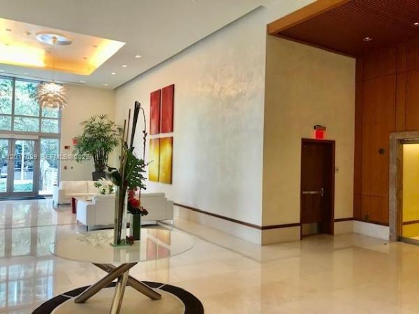 Miami, Florida 33131, image 1
