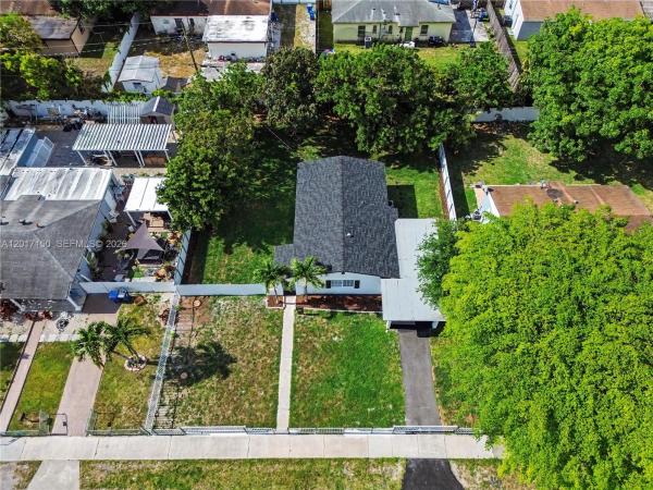 Norwood, 580 NW 194th Ter, Miami Gardens, Florida 33169, image 1