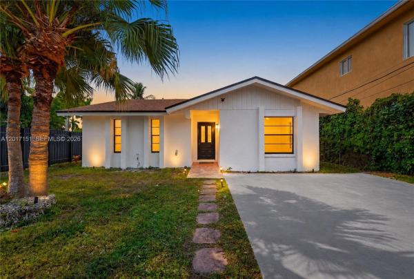 10210 SW 175th St, Unincorporated Dade County, Florida 33157, image 1