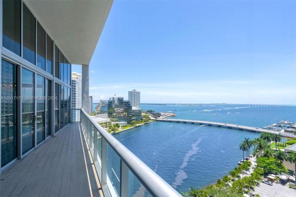 Icon Brickell Tower 2, 495 Brickell Ave #1501, Miami, Florida 33131, image 1