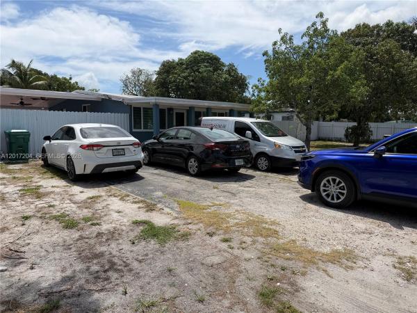 12455 W Randall Park Dr, Unincorporated Dade County, Florida 33167, image 2